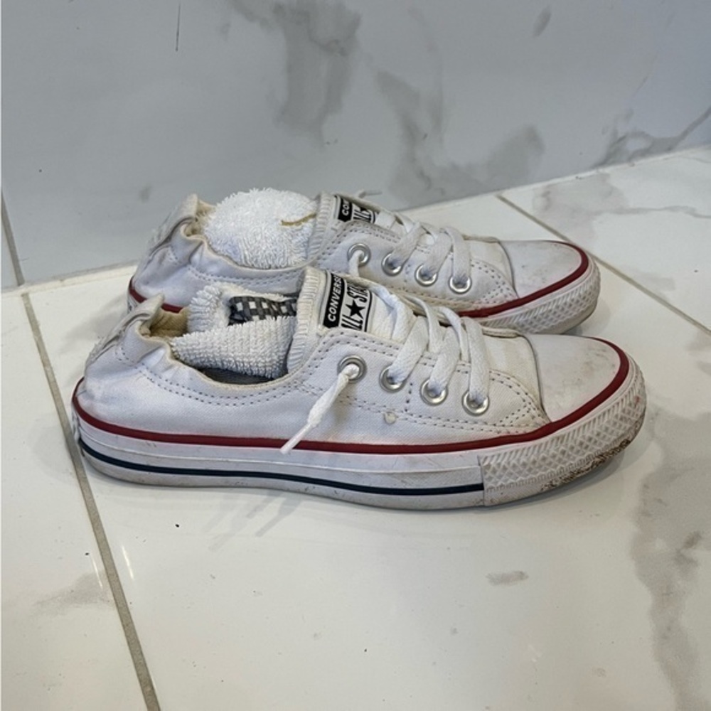 All Star Converse | Chuck Taylor Shoreline Classic Slip On White Sneakers - Picture 9 of 17